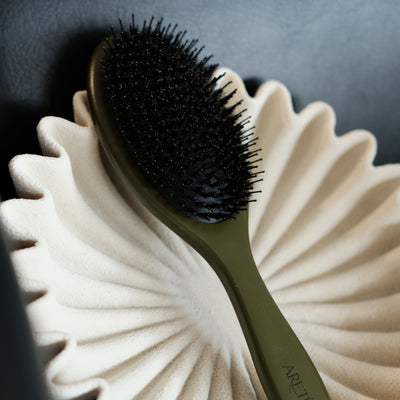 The Luminist Smoothing & Detangling Brush